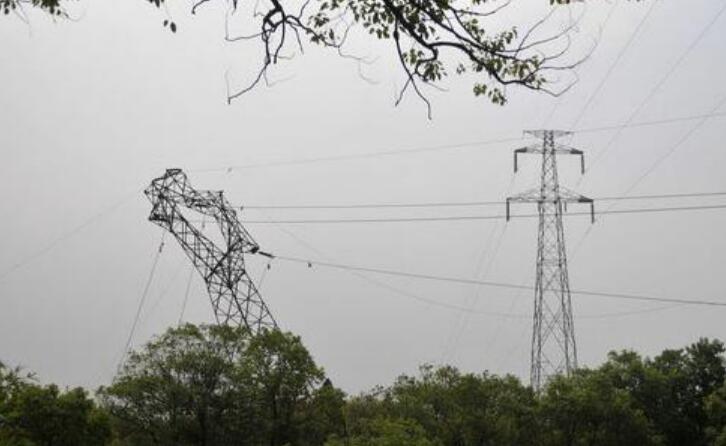 輸電線路桿塔傾斜在線監(jiān)測，做好輸電鐵塔“監(jiān)管員”